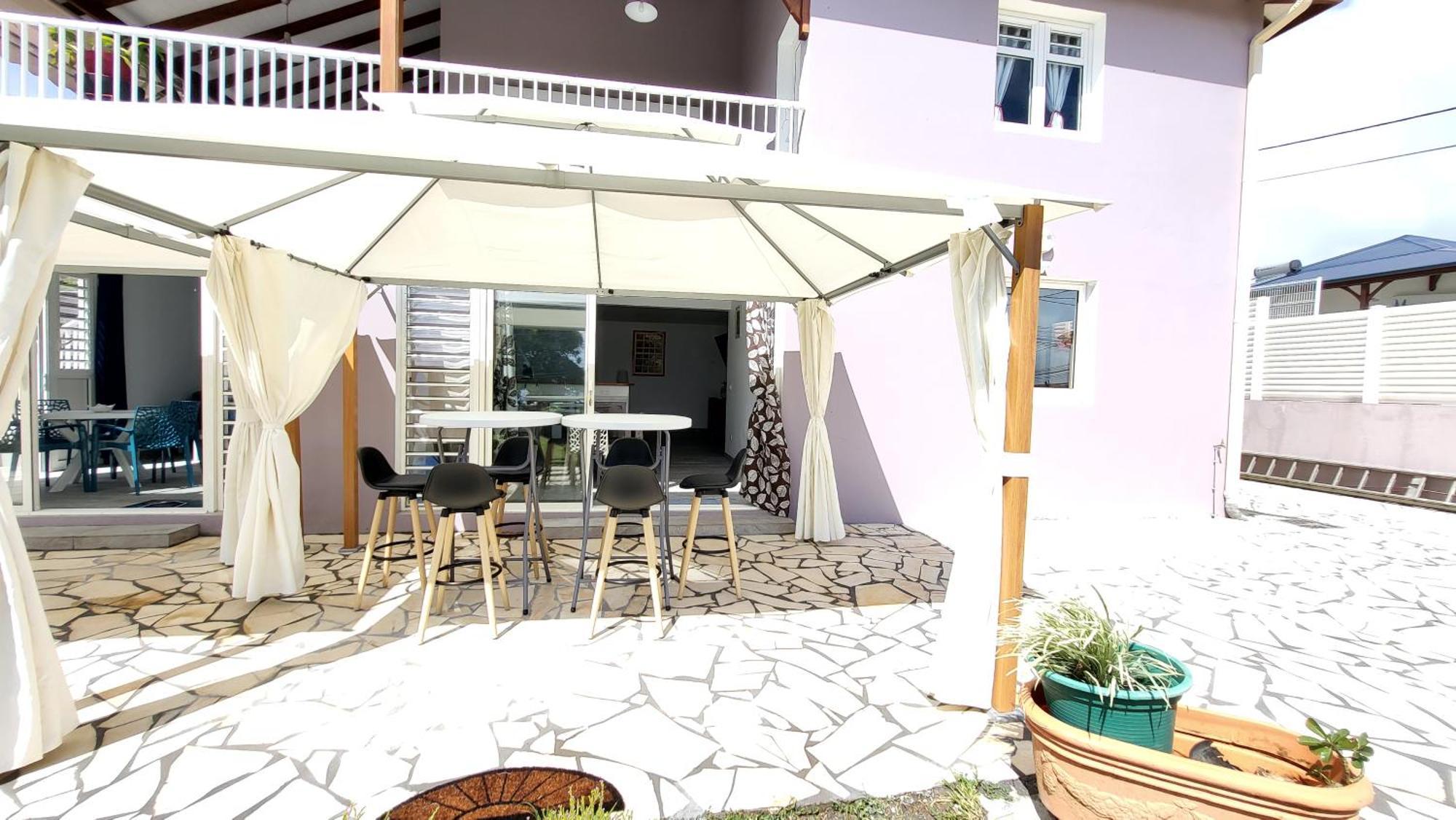 Elegant Appartement T3 Chataigne : Spacieux Сент-Люс Екстер'єр фото